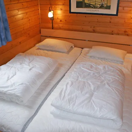 Σπίτι διακοπών Blockhaus Mit Grossem Grundstueck Und Zaun Damp