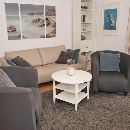 Blockhaus Mit Grossem Grundstueck Und Zaun Holiday home Damp